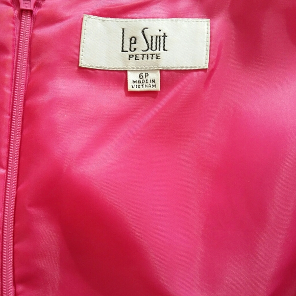 Pink dress in size small / medium - Picture 7 of 7